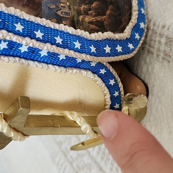 Thomas Kinkade 2004 lighthouse painting with anchor tabletop decor - Picture 3 of 7